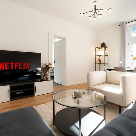 Appartement King Bed 2x2m With Oled Tv Lift 10 Min To Center *